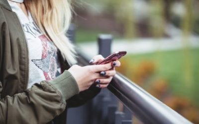 The Pros and Cons of Teenage Smartphone Usage